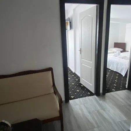 Vila Valentino Gasthuis 3*