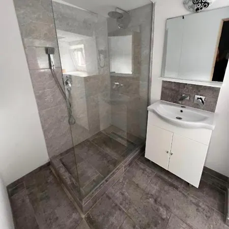 Guest house Vila Valentino 3*